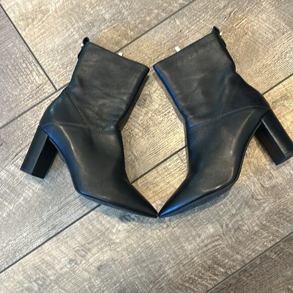 Aquatalia Black Leather Pointed Toe Block Heel Boots Size 10 - Picture 7 of 9